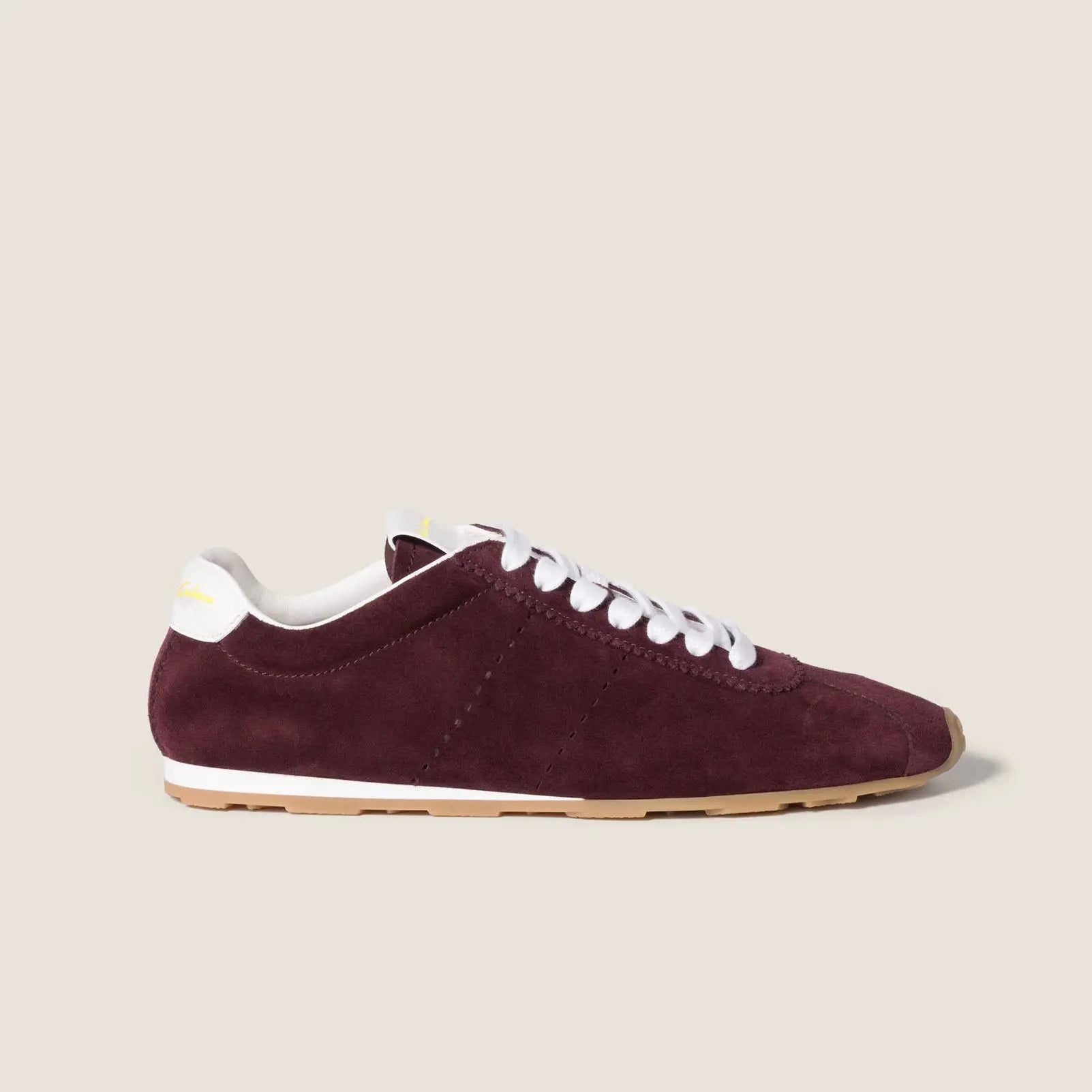 Plume Suede Sneakers - Retro Low-Top Gilded Cadence