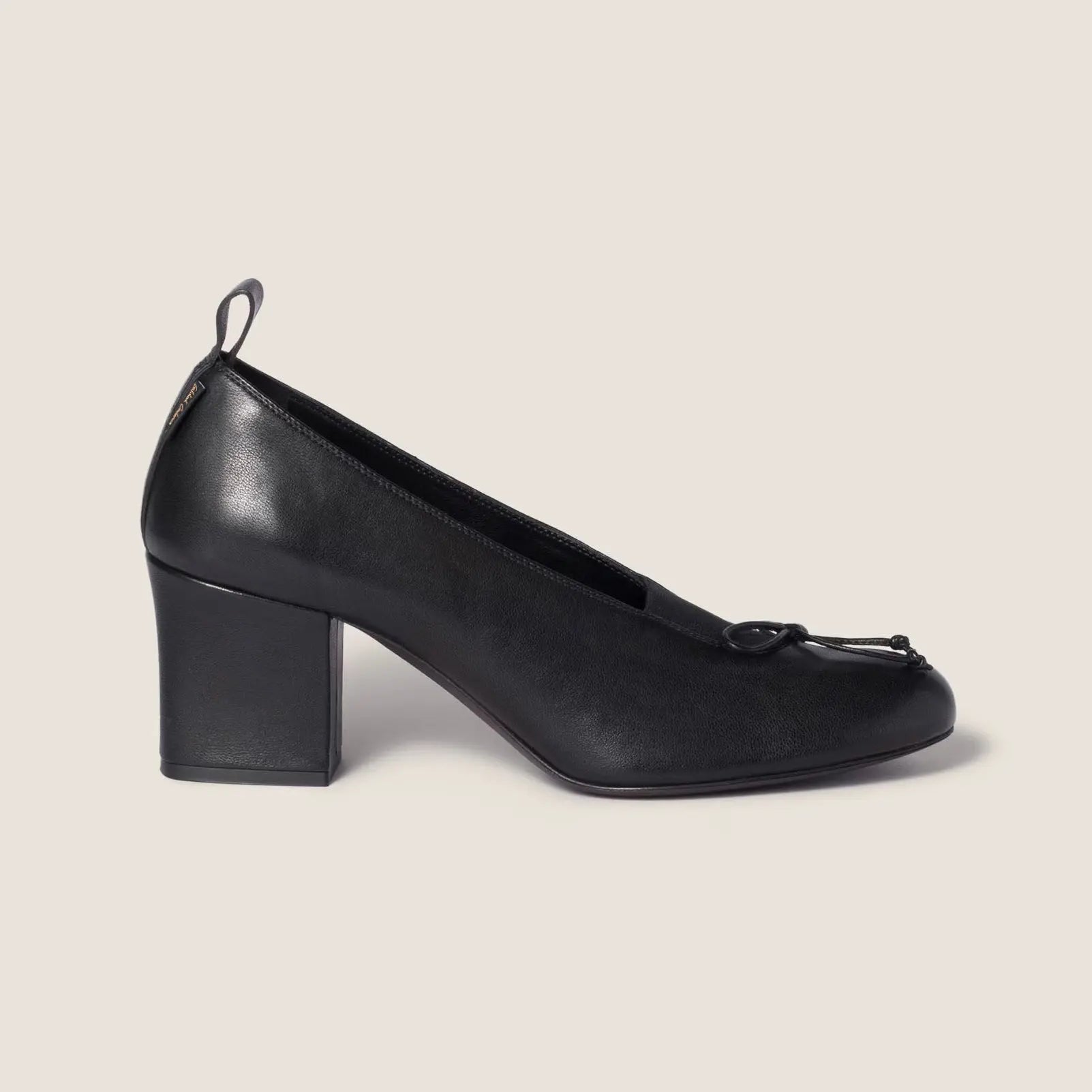 Black Nappa Leather Bow Block Pumps Gilded Cadence