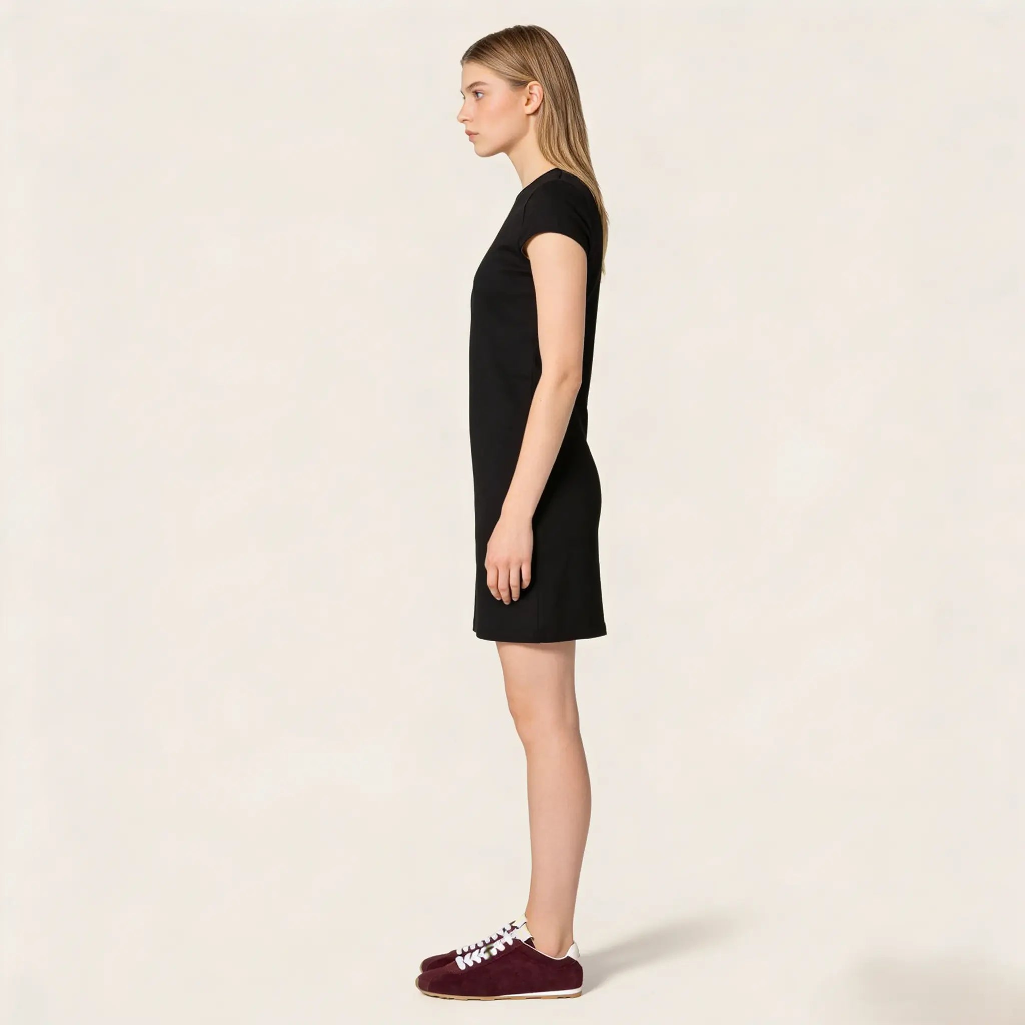 Plume Suede Sneakers - Retro Low-Top Gilded Cadence