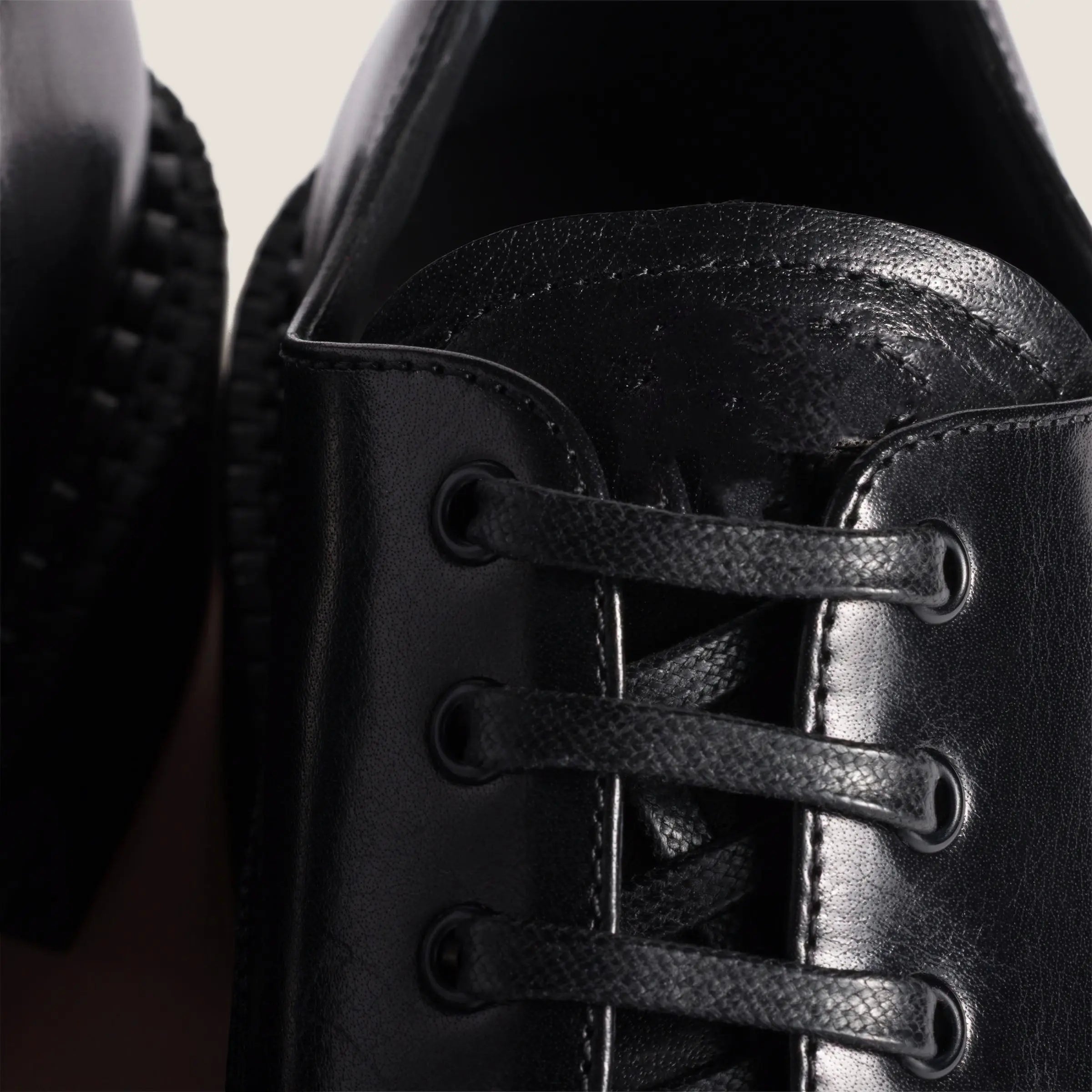 Leather brogue shoes Gilded Cadence