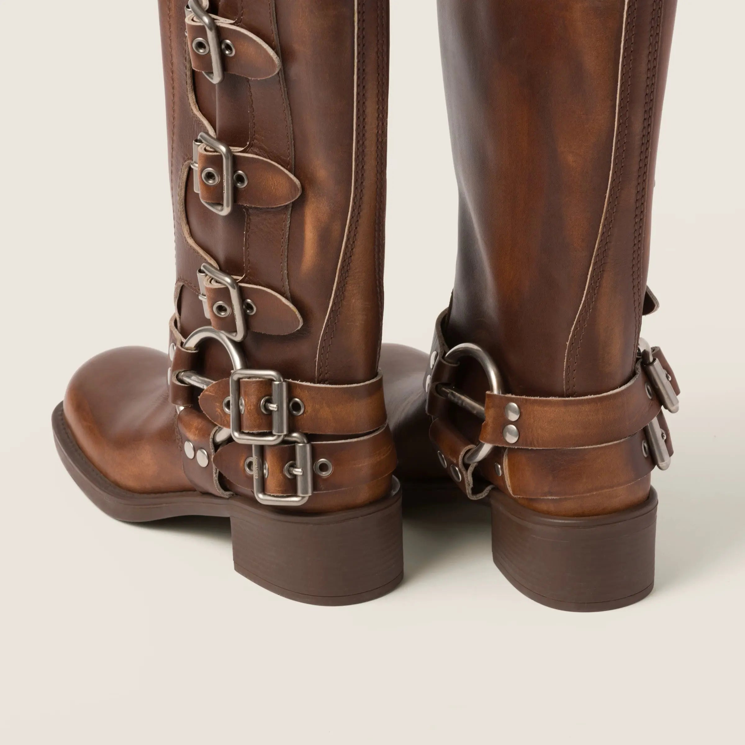 The Square-Toe Calfskin Boot (55mm) - Sienna Gilded Cadence